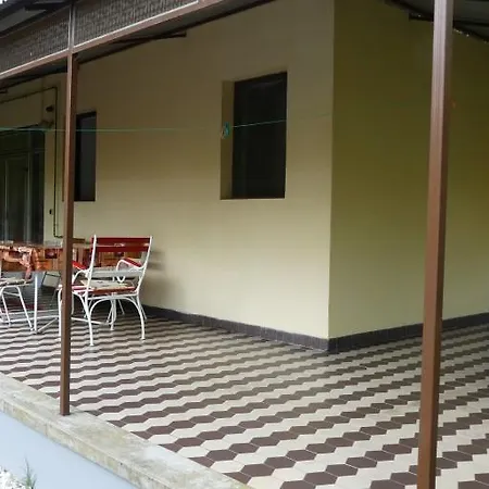 Ibolyahaz 3*